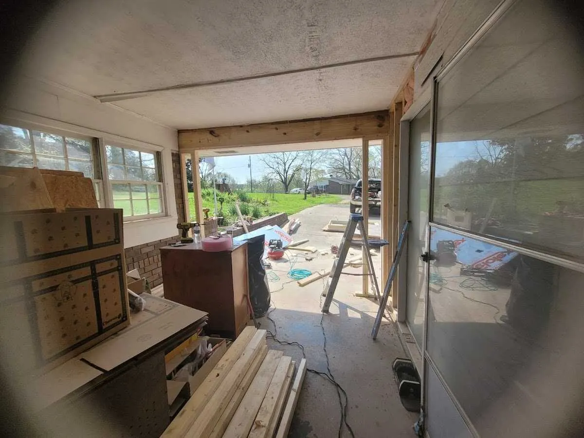 Air movers and dehumidifier for Drying & Dehumidification in Tiburon